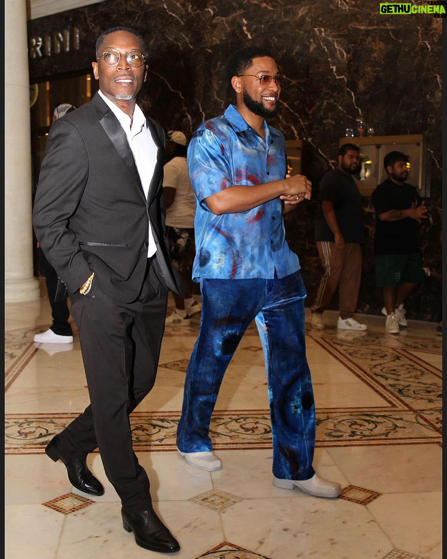 Jacob Latimore - 67.9K Likes - Sr. & Jr. in VEGAS 🥊🥂
📸: @carlostuckjr
@showtime 🙏