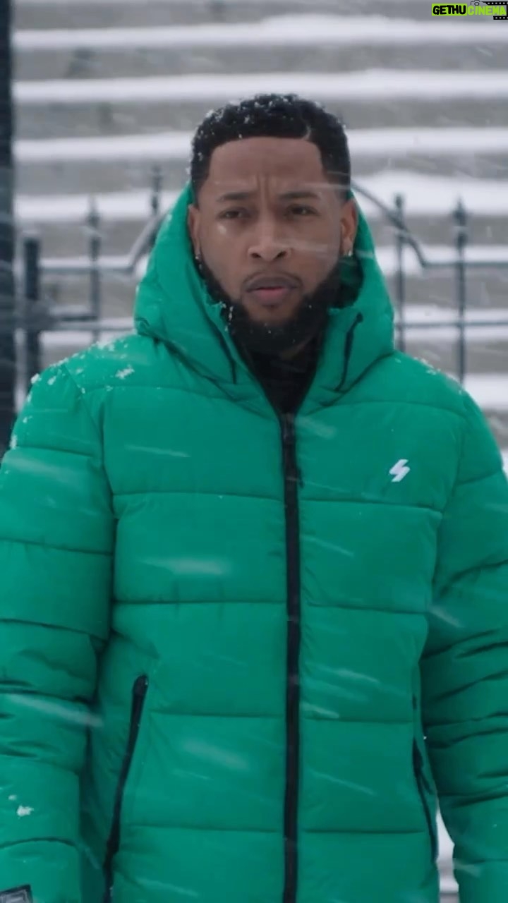 Jacob Latimore - 52.9K Likes - 💣 THE CHI S6 pt. 1 • Streaming now on @paramountplus 🥂
16 episodes 📈🔥 PT. 2 MAY 10TH 🗓️
🖊️: @lenawaithe
📺 : @showtime @shothechi