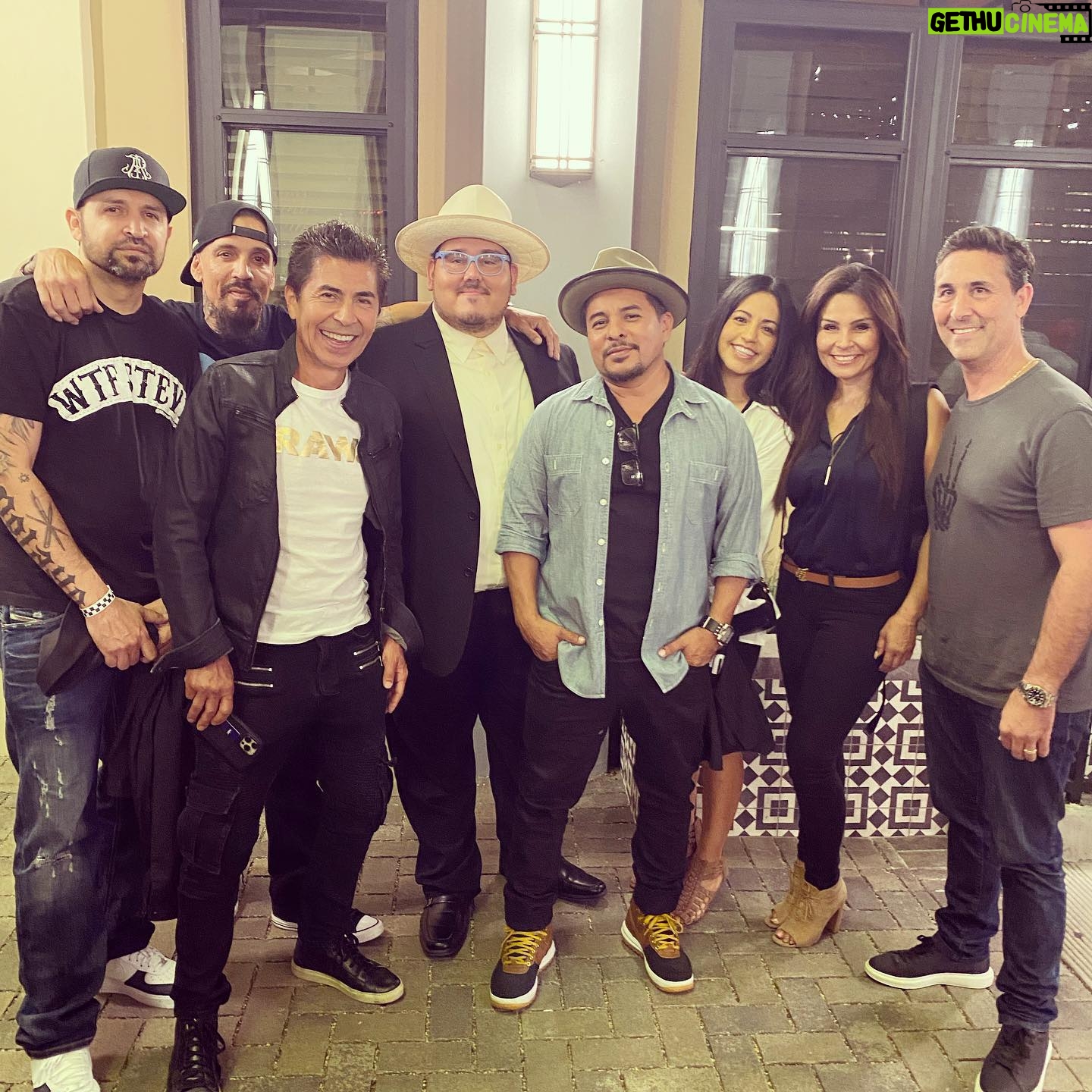 Jacob Vargas - 2.6K Likes - Great night at the @breaimprov supporting my @mayansfx cast mate @momorodriguez. Very funny Dude! With @syl_vargas @jgudino3 @denisegudino @marionbcla @antoniopelayo @joseph_raymond_lucero