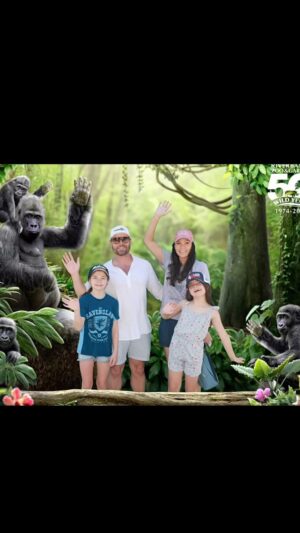 Jacob Young Instagram - Family fun day at the zoo 🦒🦓🦧🦁 @jacob_w_young  #summer2024 #youngfamily @lanefrostbrand @riverbankszoosc