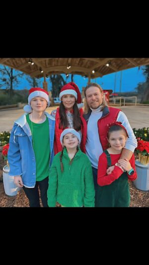 Jacob Young Instagram - Merry Christmas from our family to yours 🎄❤️❄️ Wishing you all a wonderful holiday season!  @jacob_w_young  @youngsk8er25  #christmas2023 #tistheseason #family #seasonsgreetings