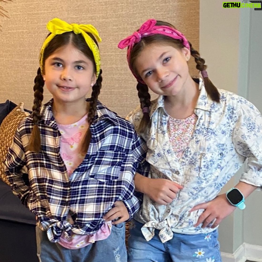 Jacob Young - 316 Likes - Western day at school for these two cuties ❤️ #shescountry #Grace #Molly #schoolspirit @jacob_w_young