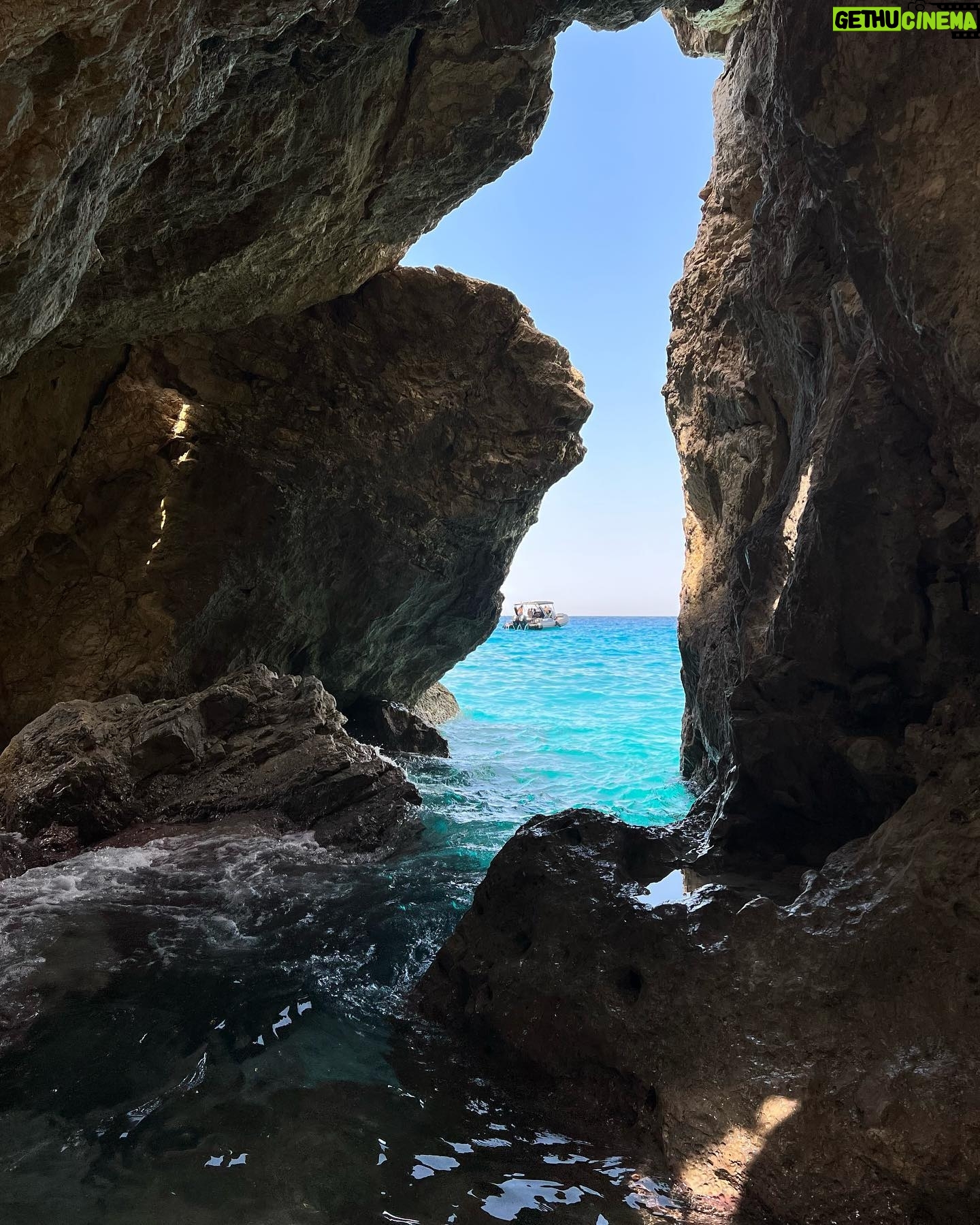 Jacopo Rampini - 3.6K Likes - 5 days and 6 nights in Greece on board the Lady May,
August 2022