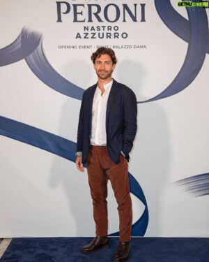 Jacopo Rampini Instagram - Proud to be one of the ambassadors for the inauguration of the new @thehopna @peroninastroazzurro_it in Rome, Italy

#ad
#peroninastroazzurro
#TheHouseofpna
#viviognimomento