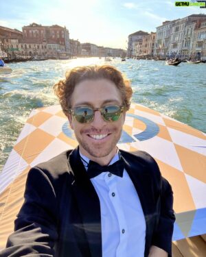 Jacopo Rampini Instagram - Venezia 80 ✨
@labiennale 
#venicefilmfestival
#mostradelcinemadivenezia