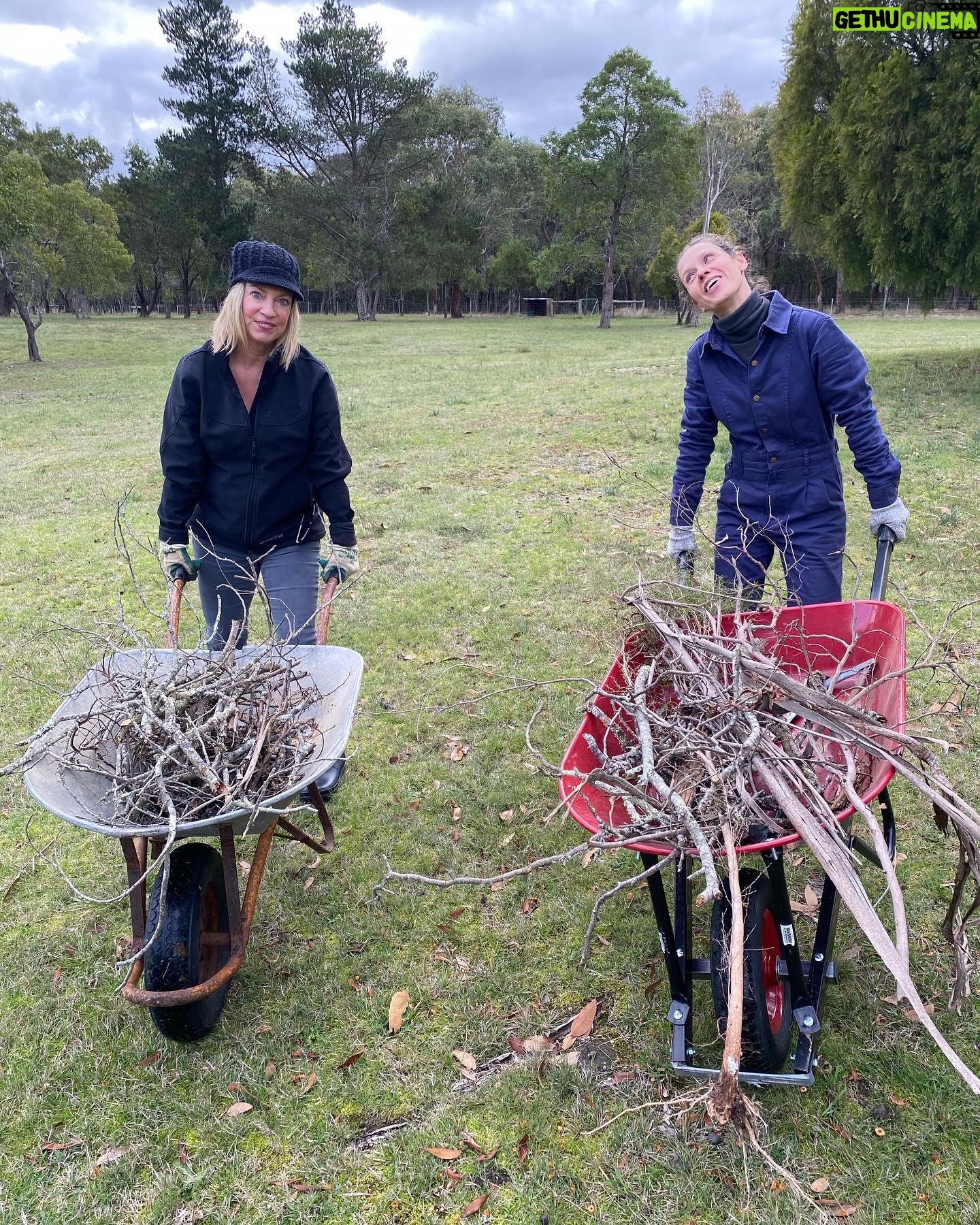 Jacqueline Brennan - 829 Likes - “Come to dinner” she said! “Maybe we’ll sit by the fire” she said! #workforyourdinner #thatsabloodybigfire #elranchokate