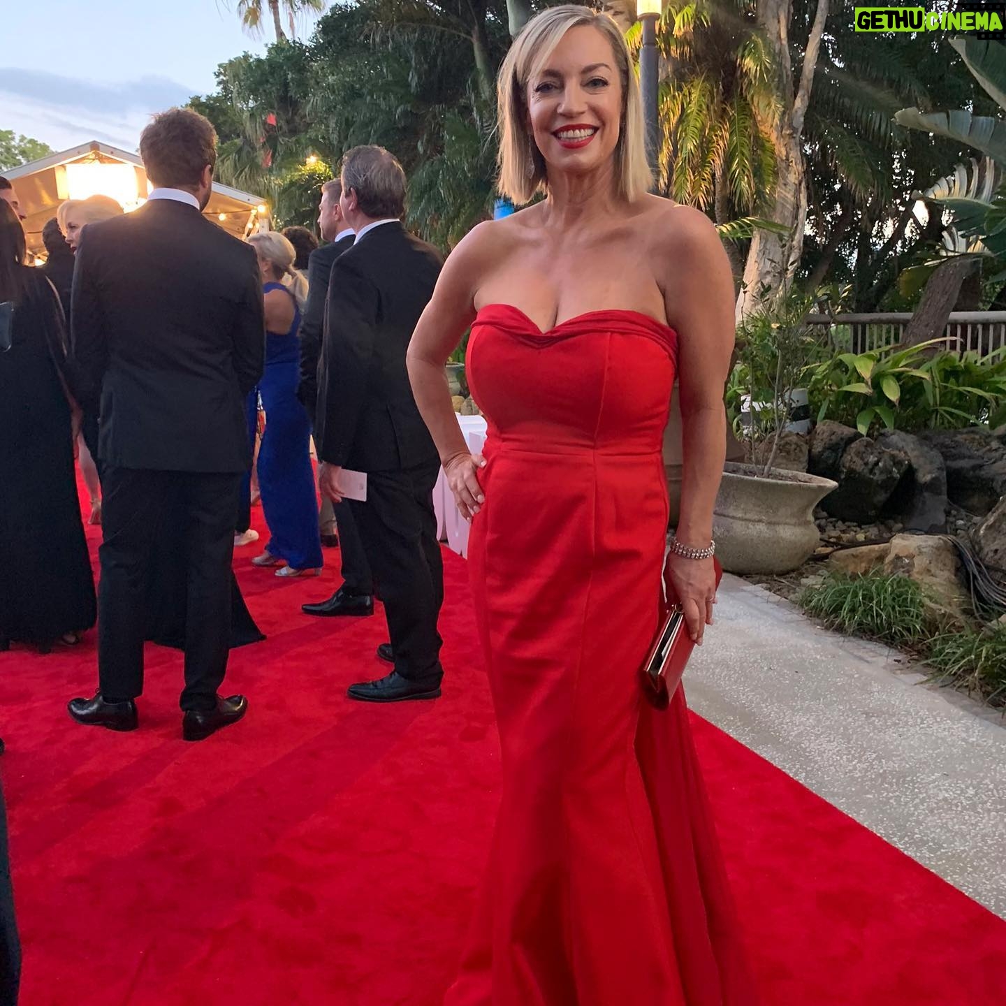 Jacqueline Brennan - 1.8K Likes - Logies 2019. Thank you to the village it took to get me red carpet ready! @foxtelpublicity
Makeup and hair: @caseyhillcreative
Dress:
@ellezeitounedesigns
Beauty Prep:
@vanessaleighskinandcosmetic @southerncosmetics
Thank you to everyone who voted and love Wentworth. We are so proud to have come home with a Silver Logie. #tvweeklogies #wentworth #foxtel #tealtuesday #tvweeklogies2019