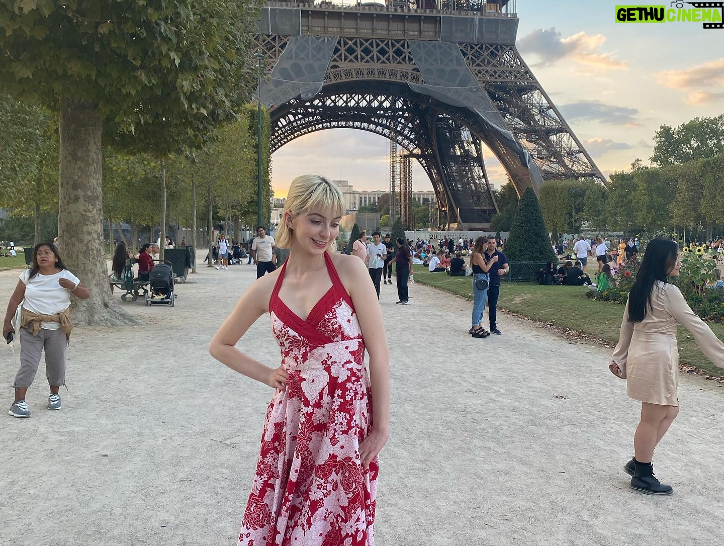 Jacqueline Brennan - 1.2K Likes - Thanks London, Birmingham, Stratford and Paris. 💕💕💕 Home time. @baileyybliss @screenstarevent #overorderersanonymous #eiffeltower #cabaret #canalstmartin