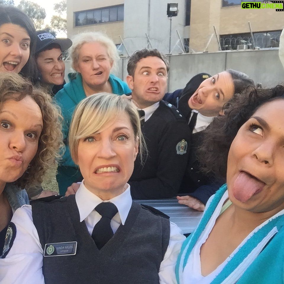 Jacqueline Brennan - 2.8K Likes - I can now have five friends to my house. 🤸♂️🤸♂️🤸♂️🤸♂️🤸♂️ @rarriwuyhick @leahpurcell @celiaireland @bernardcurry @ebonykaymakeupartist @lmmuafx #kateatkinson #twotoomany #missyou