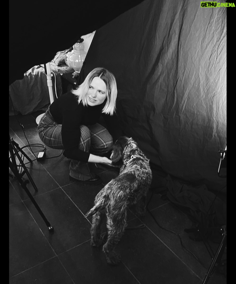 Jacqueline Byers - 650 Likes - My favorite scene partner. 📷: @loganavidan