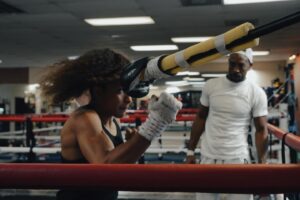 Jacqueline Cavalcanti Instagram - Every day we work hard!🧠🫀

Thanks for the great work @juan.two.three.456 📸

#boxing #fight #vegas #lasvegas #girlpower #fight #photogram #portugal #fotografo #girlfights #ufc @boosterfightgear