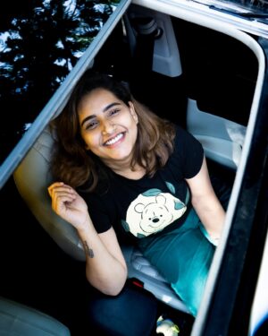 Jacqueline Fernandas Instagram - The Top view 🌸

Pc @yuvaraj.selvanambi 
#fun #happiness #love #carlovers #photoeveryday