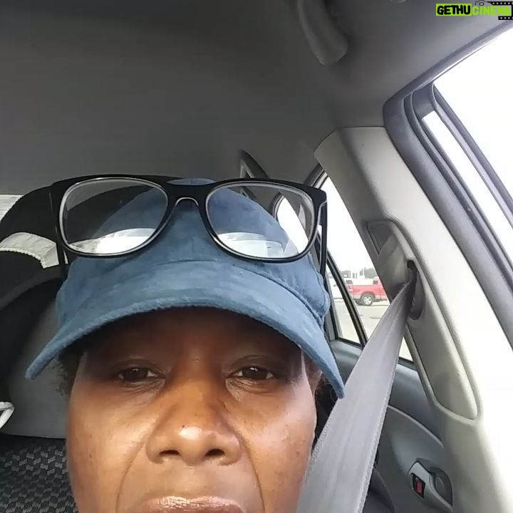 Jacqueline Moore - 787 Likes -