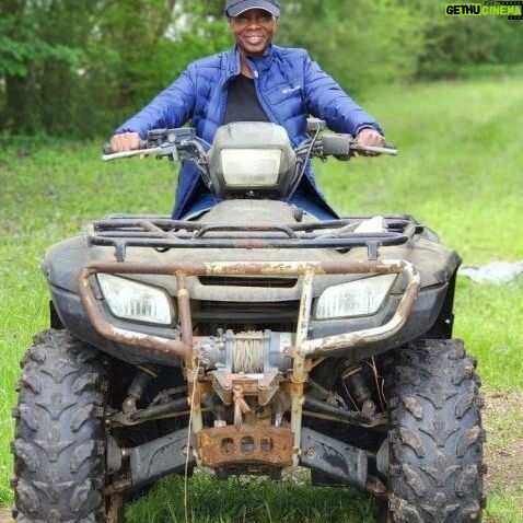 Jacqueline Moore - 633 Likes - Down in East Texas, doing a little four wheeling.
# fourwheelers #countryliving