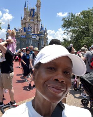 Jacqueline Moore Instagram - At Disney World! Having a great time! ❤️❤️❤️