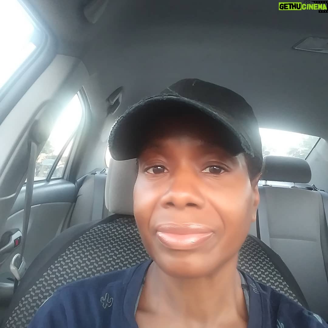 Jacqueline Moore - 2.1K Likes - On my way to work.