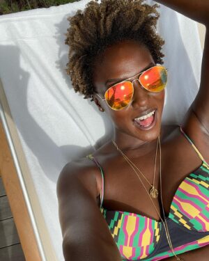 Jade Eshete Instagram - That time I went to #ibiza with my girls, then globetrotted to #turksandcaicos …and with yet another trip around the 🌞 what u got for me 2024!!! Betta bring that🔥

#hbd #capricornseason #capricorn #chocolate #melanin #sun #skin #girlstrip #travel #leisure