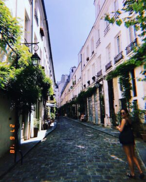 Jade Ma Instagram - Spent five days consuming copious amounts of wine and cheese and croissants🍷🇫🇷🥐