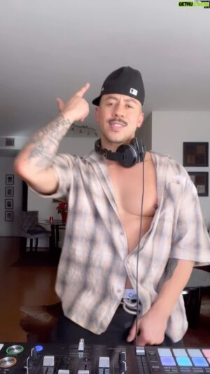 Jae Fusz Instagram - It’s 100 % @tatemcrae world right now and we’re all just living in it 🔥
.
Come twirl tonight at @stacheweho with me 
I feel like dancing 🪩
#exes #100percent #tatemcrae