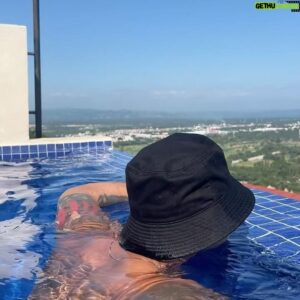 Jae Fusz Instagram - I’ve gotta do something to get me outa my Meixcoma !!!
It was a good weekend 🇲🇽 ♥️