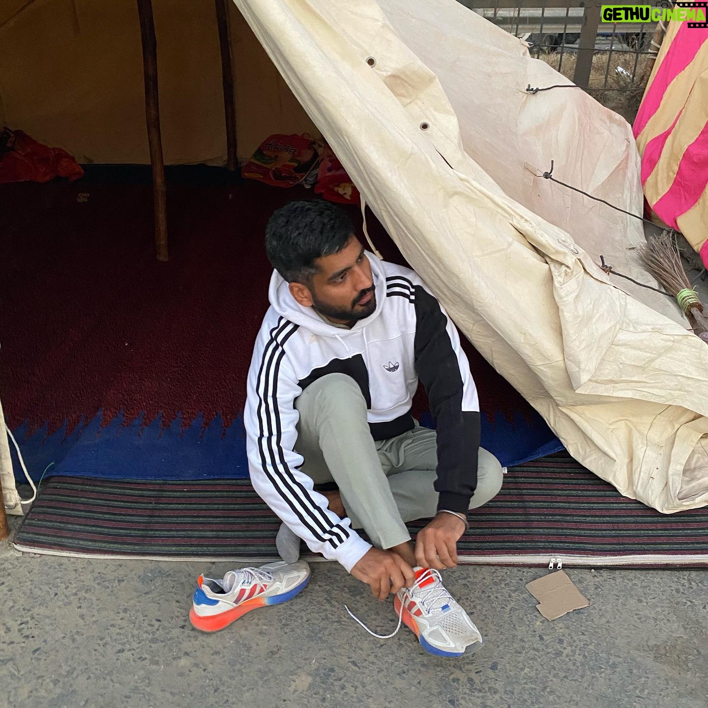 Jagdeep Sidhu - 4.7K Likes - Kisaan 👩🌾 andolan ✊ vele di ek photo samne aa gayi aaj … khas gal eh hai .. eh tent ⛺️ baai Deep Sidhu da c .. 🤗🤗.. Baai jithe v aa Baba khush rakhe 🙏❤️😇