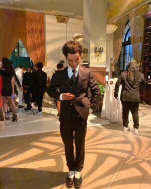 Jahi Di'Allo Winston Instagram - gatsby 🎩
📸 @officiallydaitime