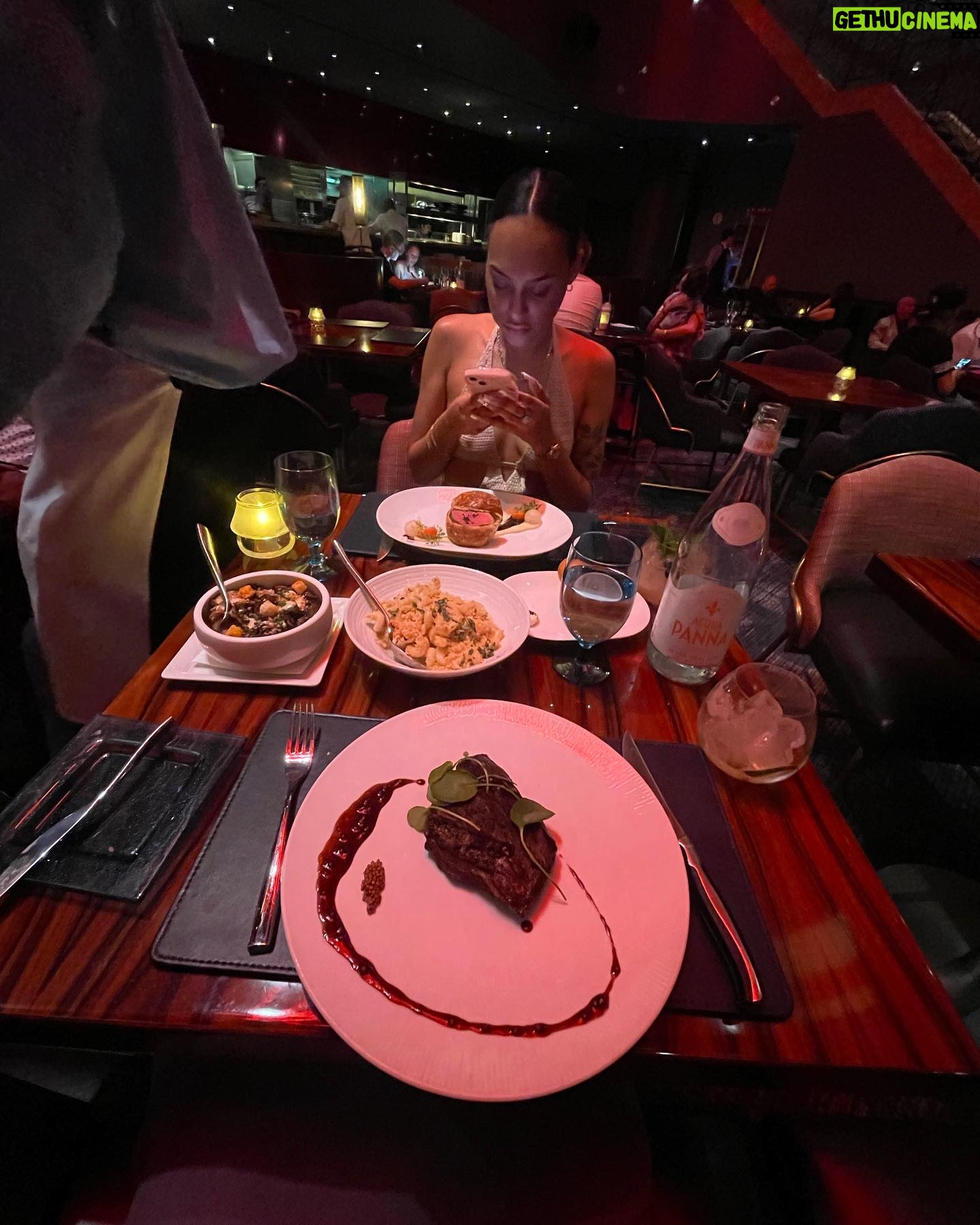 Jahking Guillory - 17.1K Likes - Caviar is horrible. If you honestly like it I believe you’re cap & you’re popping it just because of the price. Just my opinion 🤷🏽♂️.