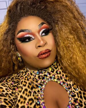 Jaidynn Diore Fierce Instagram - Gazing into 32 like 👀 #birthdaygirl 🎉 🎊🎈#hbdtome🎉 Accepting Birthday Tips 💰 💵 Venmo/PayPal/CashApp:JaidynnFierce  Hair/Makeup/Dress/Jewelry and editing by @jaidynnfierce