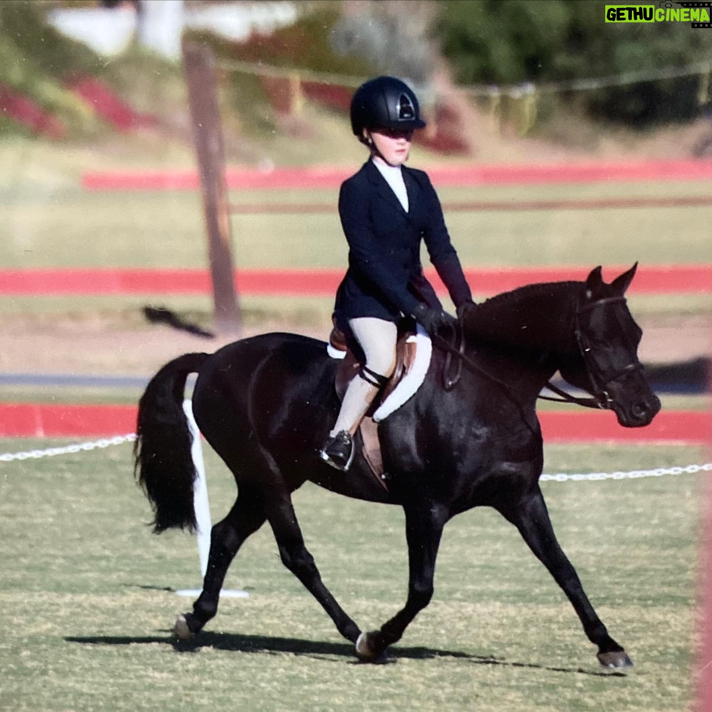 Jaime Bergman - 1.2K Likes - #tbt Bella on a pony at age 10 vs. me on a pony at age 10. š¤š¤·āāļø swipe ā”ļø š· by @annedsherwood