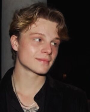 Jaime Bergman Instagram - Happy Birthday to my beautiful baby boy!  I hope all your wishes come true.  Love you so so very much 🥳