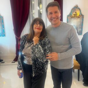 Jaime Cantizano Instagram - No le he preguntado por el futuro. Y del presente no nos quejamos. @esperanzagraciaoficial y las buenas vibraciones. #andalucia #malaga