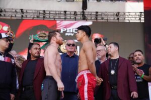 Jaime Munguia Instagram - Estoy listo. 
Gracias a todos por venir, estoy seguro de que será una gran noche.
¡Puro Team Munguia! 
.
.
.
.
.
.
.
.
📸: @angelrm04