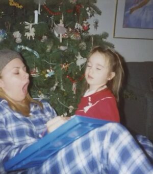 Jaime Pressly Instagram - Happy 30th Birthday lil sis! I remember the first time I held you in my arms at the hospital. Where did the 30 years go? You’re starting to make your big sis feel very old now. Stop that please! I could not be more proud of you and the amazing, intelligent, beautiful, badass, independent woman you’ve become. Keep going on the girl’s trips and living your best life like you do. I promise you won’t regret it. Life is so short. So live it to the fullest lil lady. I love you to the moon and back a thousand times Jess. #happybirthday #lilsis #liveitup #love #lol #enjoyeverysecond and of course #besafeoutthere