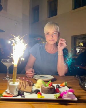 Jaime Pressly Instagram - Thank you to everyone @katanarobata for yet another amazing night and dinner on our kid free night! Can’t wait to come back🙏. #sushi #kidfree #weekend #sunset #happy
