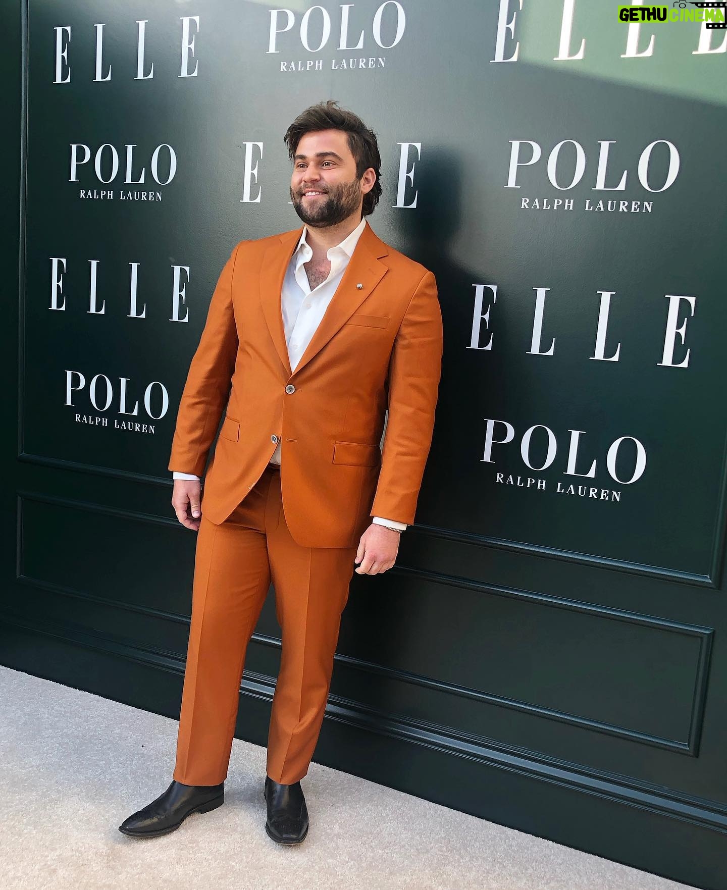 Jake Borelli - 41.1K Likes - #ElleMagazine :)