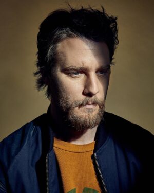 Jake McDorman Instagram - Sat down with @televisionacad for a spell. Link in bio 
New episode of @theshadowsfx tonight at 10 🦇🦇🦇
@stormshoots 📸
@caitlinkrenzbeauty 💄