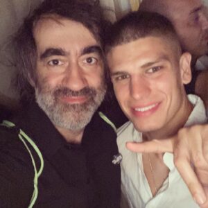 Jakub Kohák Instagram - Spartááá Praháááá - mistrrr ligyyyy. Čekali jsme 9 let, a tak není divu, že radost byla veliká. Vítej titule číslo 37 ‼️🏆⚽️ @acsparta_cz @lkrejci_ @jakubpesek @borekdockalcze @jan.mejdr @tomcvancara_ #letensti #letenskaslechta @vojtech_dyk_official #sampionizletne #acs #football #letenskaslechta #pocem #kamdes