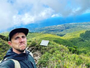 Jakub Štáfek Instagram - Guadeloupe. Malebný ostrov. Karibik. Francouzský department 🇫🇷 400tis obyvatel. Všude blízko. Krásná příroda. Milí lidé. Doporučuji 👍 Konec hlášení! #guadeloupeisland #france🇫🇷 #island #caribbean #vacation #good #people #beautiful #nature #family #time