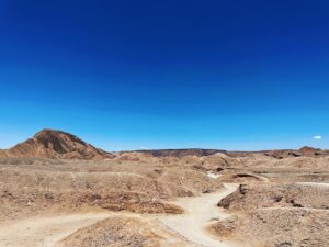 Jakub Štáfek Instagram - Devil’s Throat 🦂 Magické místo! Atacama Desert #devil #throat #magic #place #atacama #desert #chile #trip #vacation #adventure #full #of #sand