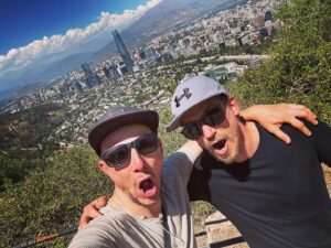 Jakub Štáfek Instagram - Santiago De Chile 🇨🇱 záčatek, ale i konec naší cesty po zemi 🙌 #trip #adventure #chile #big #city #life #slumdog #town #center #architecture #friends