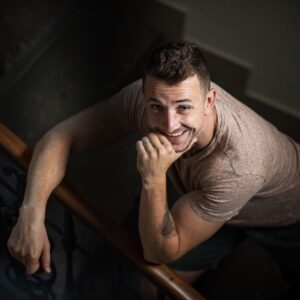 Jakub Štáfek Instagram - Focení pro Instinkt 😎 
text: @janafikifikotova 
foto: @jaroslavfikota_fotocomplete 
#interview #photo #production #office #movie #actor #director #producer #showtime