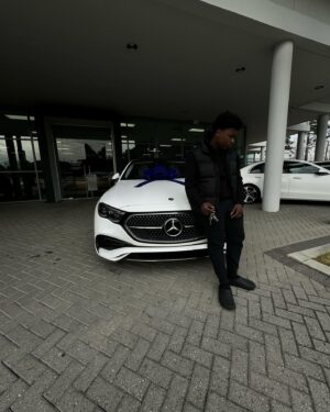 Jalyn Hall Instagram - God is good!! key is to be forever grateful and humble. And thanks to my Mom, God and everyone else who supported me along this journey I’m in a position today to say… IM A PROUD MEMBER OF THE MERCEDES FAMILY 😂🔑‼️‼️🏆🙏🏾 #mercedes #mercedesbenz #godisgood #greatful #enjoylife #firstcar