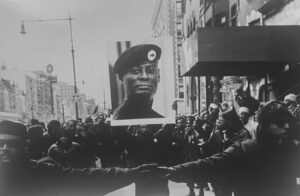 Jamel Shabazz Instagram - A few reflections from my series on Harlem. 
I started documenting Harlem during the early 1980s and have been photographing it ever since. 
#harlem 
#harlemphotography 
#documentaryphotography 
#streetportraiture 
#streetphotos
#jamelshabazz