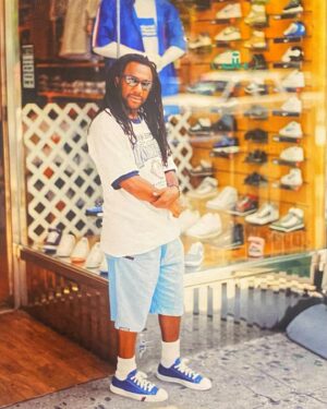 Jamel Shabazz Instagram - What a blessings to have memories. 
The following photographs are from Miami, Atlanta and NY. Early2000s.
#photography 
#photos 
#streetphotography 
#fashion 
#fashionphotography 
#streetportrait 
#streetportraiture 
#jamelshabazz 
#jamelshabazzarchive