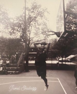Jamel Shabazz Instagram - AND1 Players showing & proving.
Ruckers Park, Harlem. 2003.
#and1 
#and1basketball 
#and1mixtape 
#basketball 
#ruckerspark 
#streetbasketball 
#sport 
#photography 
#photosoftheday 
#streetphotography 
#jamelshabazz 
#jamelshabazzarchive