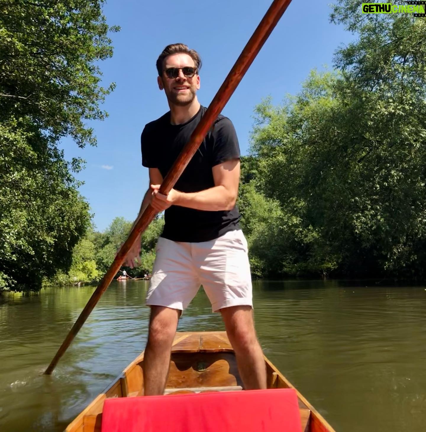 James Cooper - 7.6K Likes - Total punt
