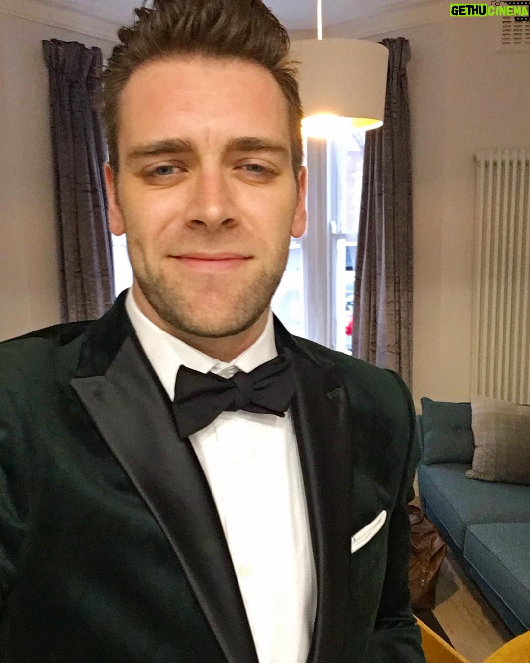 James Cooper - 2.6K Likes - Before things got rowdy at the #AttitudeAwards PS: I tied my first bow tie 🙌🏻