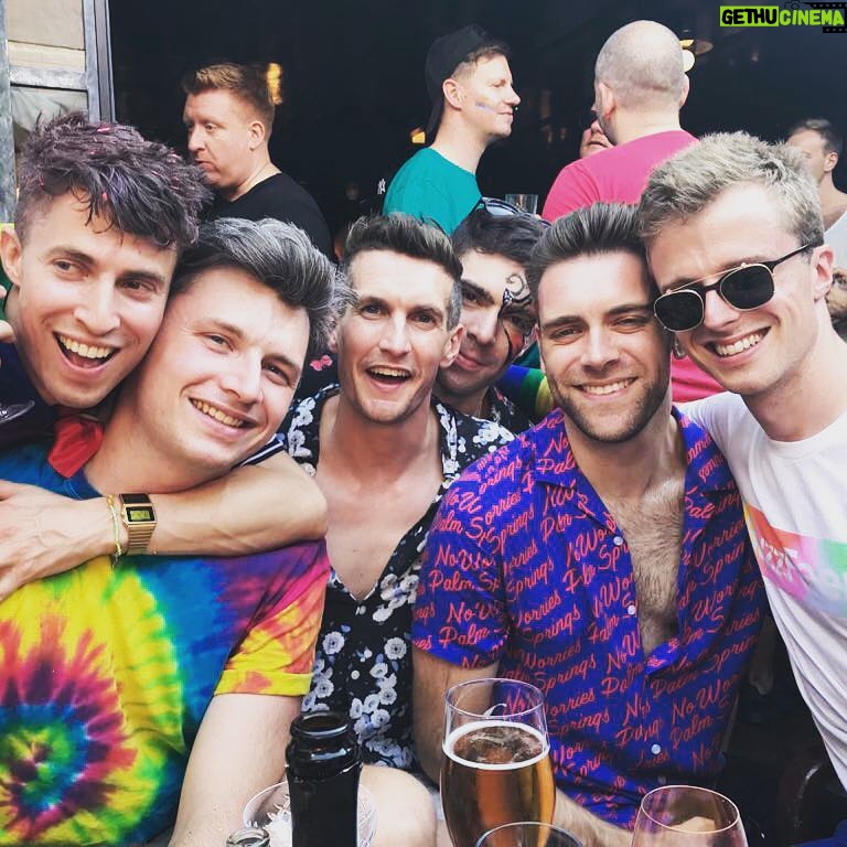 James Cooper - 2.6K Likes - 0.000000001% of the gays at #Pride yesterday