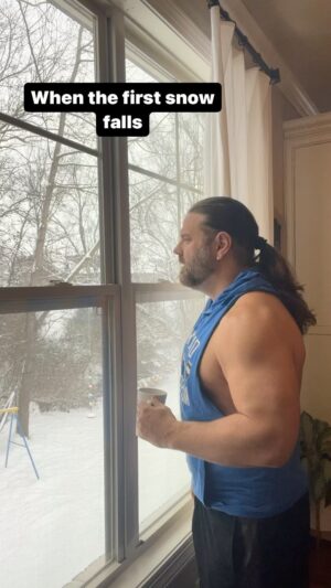 James Cox Instagram - How many parents remember as a kid loving it when it snowed and playing in it?  Now the bones say nope, don’t make me. 

#snow