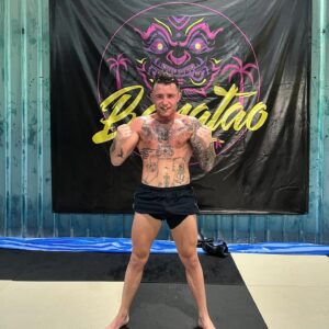 James Gallagher Instagram - All class. Classic man 🥊 👑